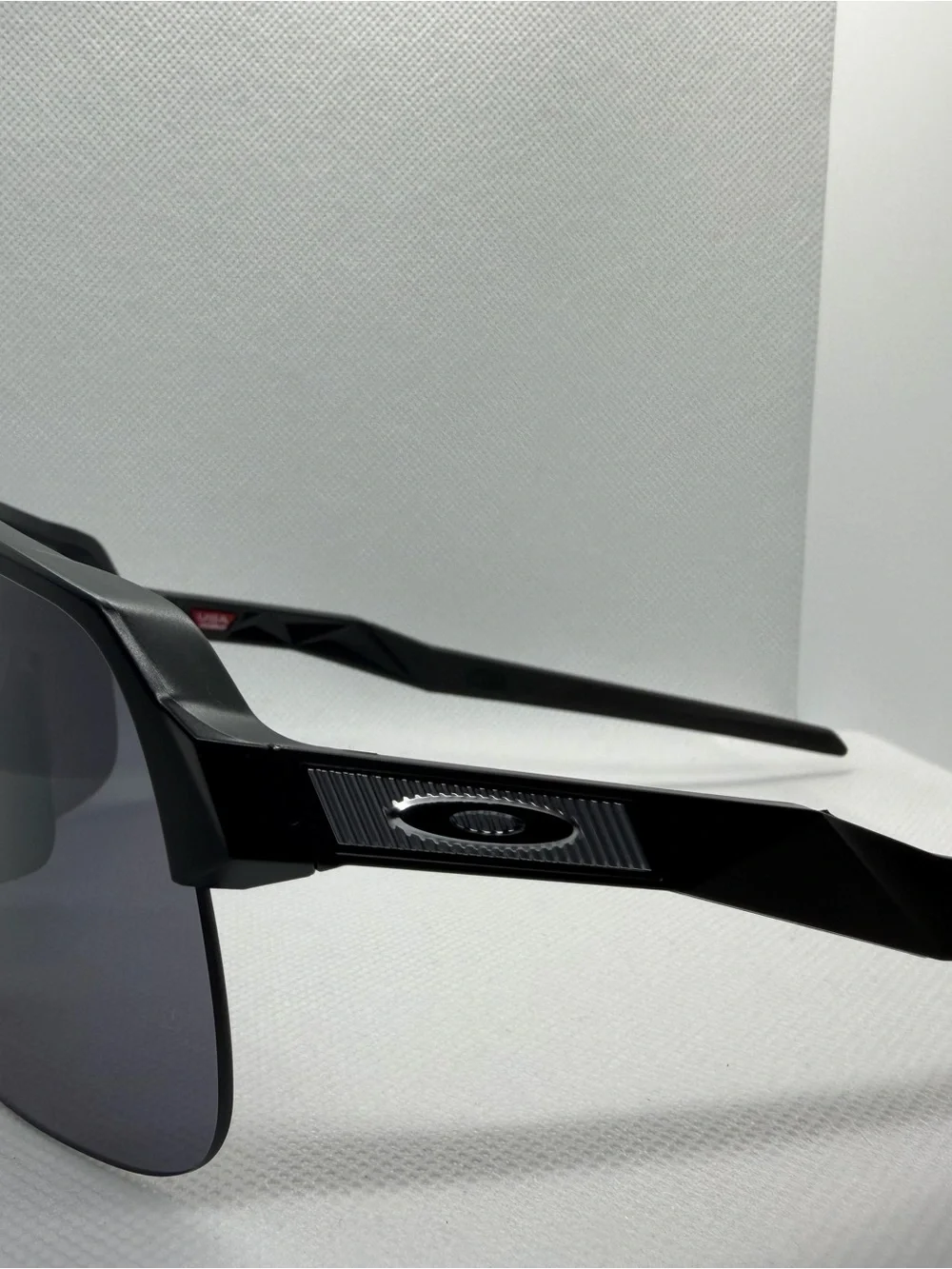 Sutro lite Sporty Sunglasses - Black